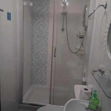 K.K'S North Station Self Catering Holiday Apartments Blackpool Buitenkant foto